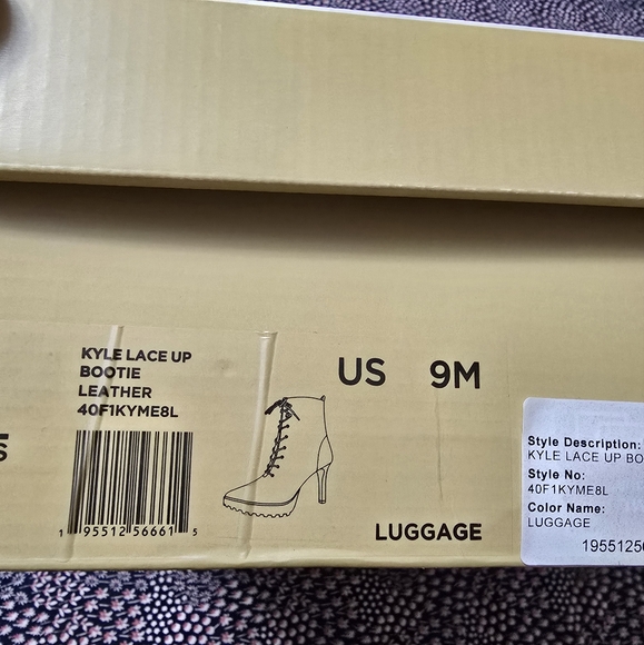 Michael Michael Kors Kyle Lace Up Platform Bootie NIB - Picture 6 of 6